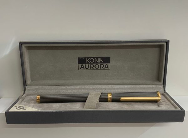 stilo_aurora_astuccio Penna stilografica Kona | Aurora